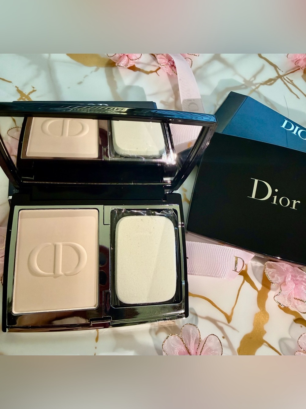 Dior Forever Natural Velvet Pressed Powder Compact Shade 0N New in Box